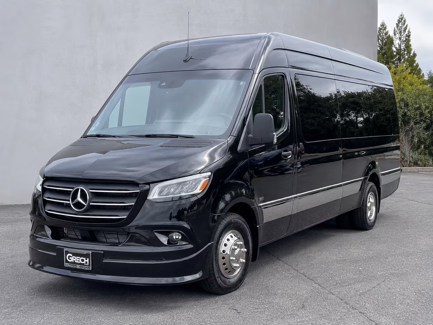 find the perfect transportation for your next private event 5